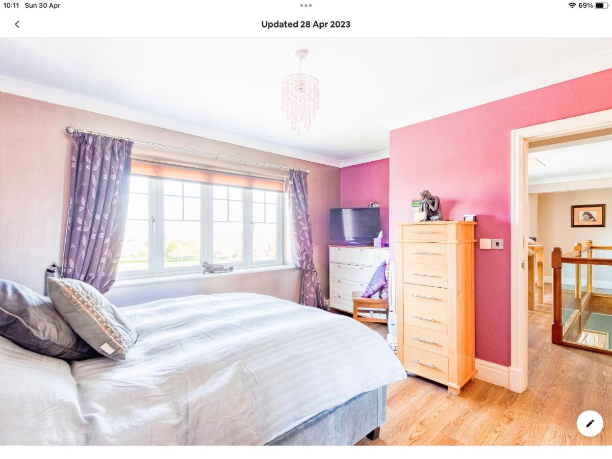 The Kings Suite Oak Drive, Colwyn Bay Ll29 7Yp First Floor Екстер'єр фото
